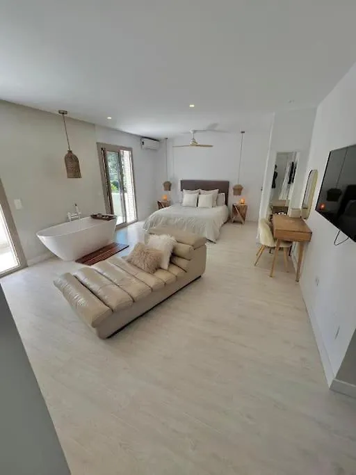 Villa De Lujo En Playamar Τορρεμολίνος 0*,  Ισπανία