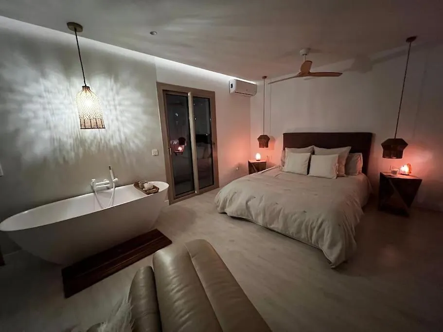 Villa De Lujo En Playamar Τορρεμολίνος 0*,  Ισπανία