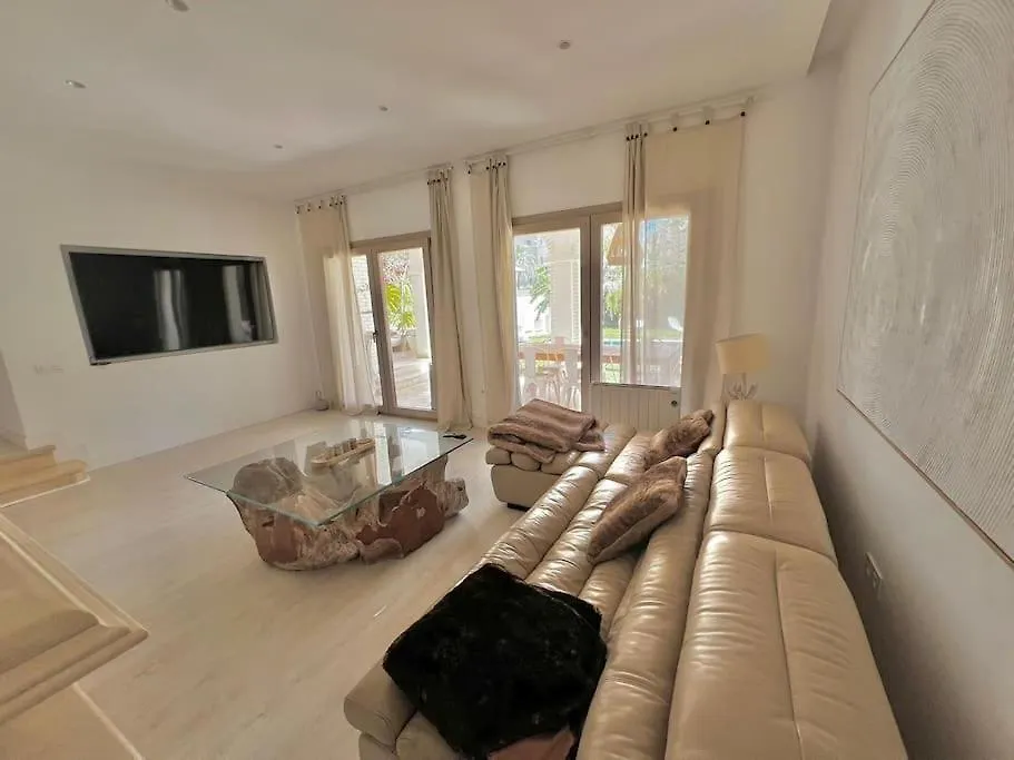 Villa De Lujo En Playamar Τορρεμολίνος